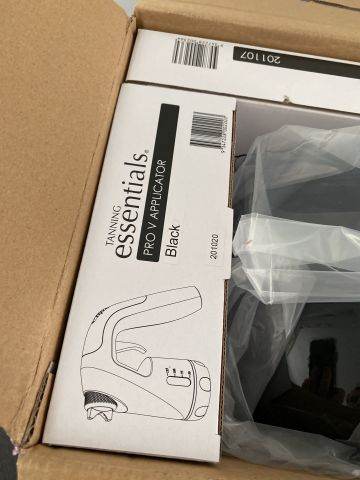 745721-4 Spray tanning machine - Tanning Essentials PRO V - New in packaging