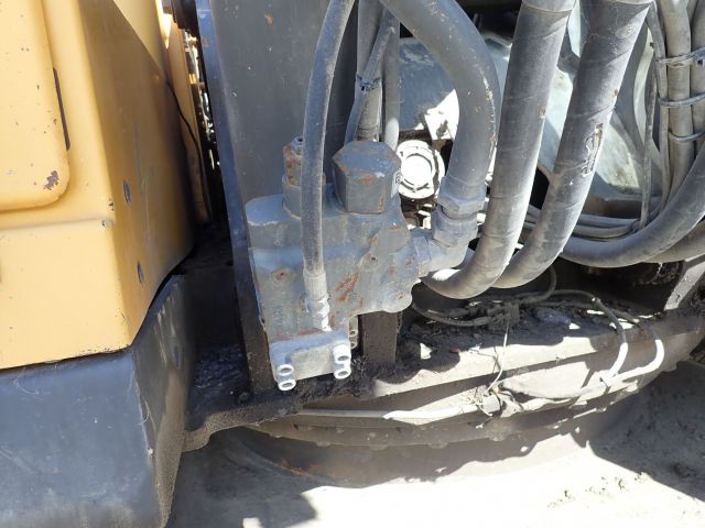 755887-55 Track excavator Volvo EC250DNL