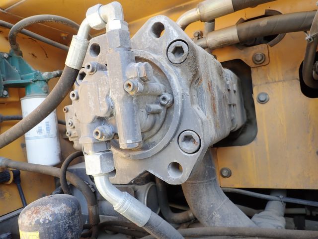 755887-93 Track excavator Volvo EC250DNL