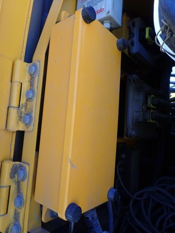 755887-109 Track excavator Volvo EC250DNL