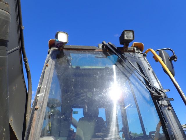 755887-114 Track excavator Volvo EC250DNL