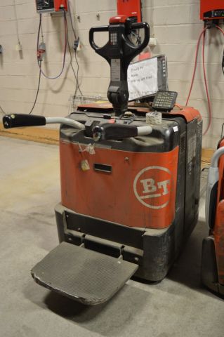 808067-4 Low lifter BT LPE240 / S with SMC-HF 3200 charger