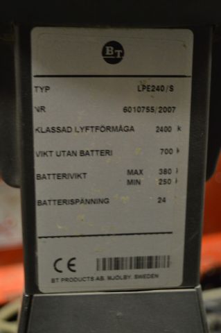 808067-10 Low lifter BT LPE240 / S with SMC-HF 3200 charger