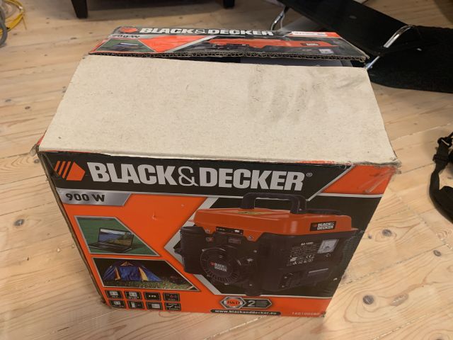 812308-1 Inverter generator Black &amp; decker 900 w