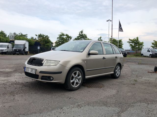 808028-1 Skoda Fabia CO AM 1.4 -2005 (Repair object)