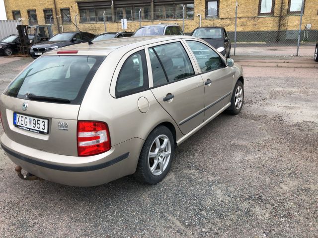 808028-4 Skoda Fabia CO AM 1.4 -2005 (Repair object)