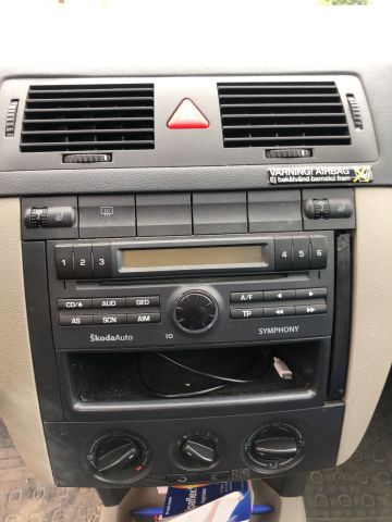 808028-29 Skoda Fabia CO AM 1.4 -2005 (Repair object)