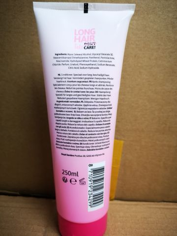 763870-6 Large lot with makeup and beauty products