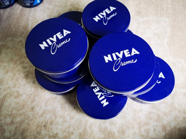 763870-20 Large lot with makeup and beauty products