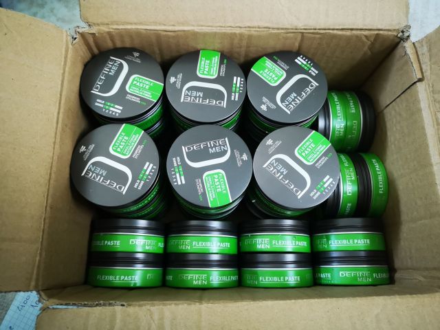 763870-22 Large lot with makeup and beauty products