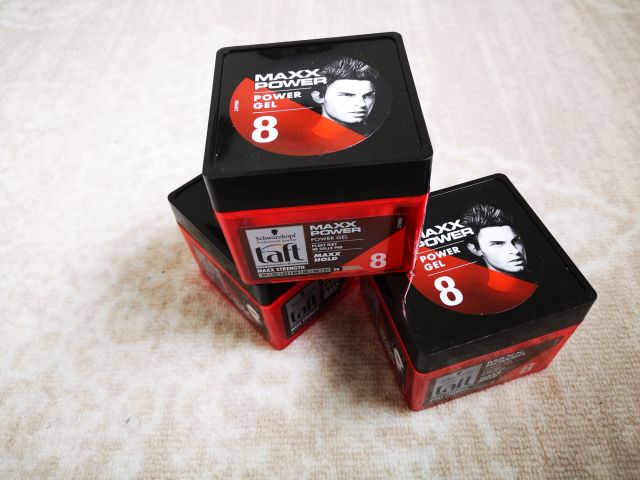 763870-32 Large lot with makeup and beauty products