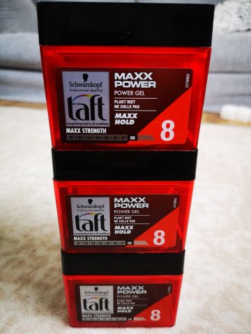 763870-33 Large lot with makeup and beauty products