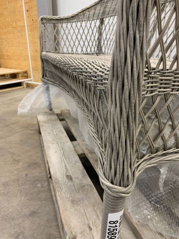 815894-3 Bench Cello Romantic, damaged leg