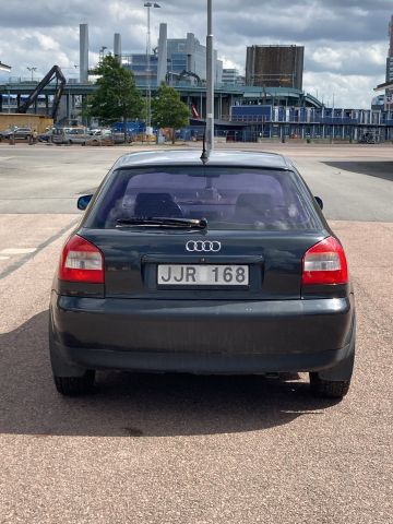 807259-7 AUDI A3 1.8T -1999 (148 hp, 310957km)