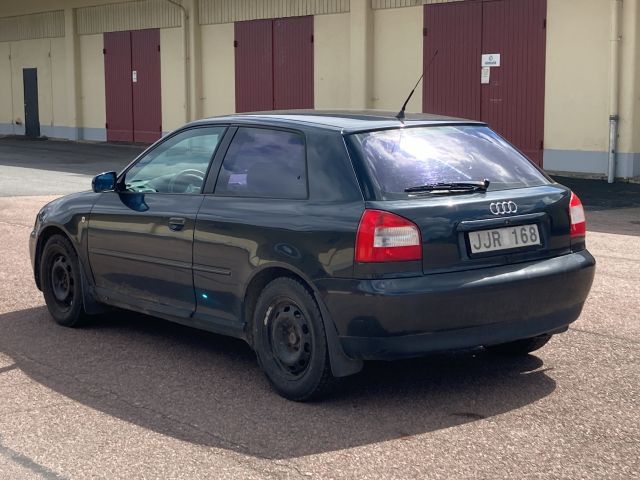 807259-8 AUDI A3 1.8T -1999 (148 hp, 310957km)