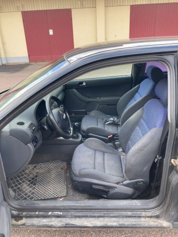 807259-37 AUDI A3 1.8T -1999 (148 hp, 310957km)