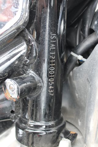 807293-9 Suzuki Intruder 1500cc (4214km)