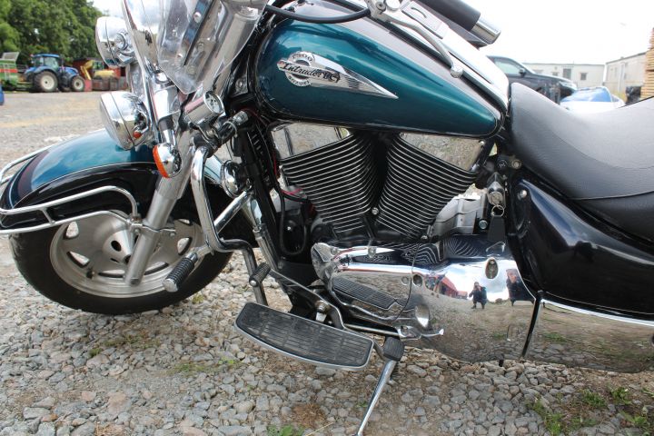807293-13 Suzuki Intruder 1500cc (4214km)
