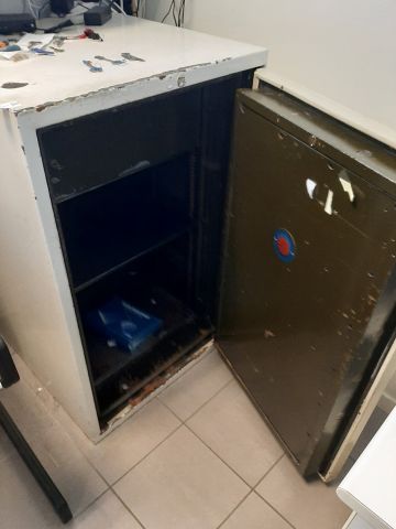 814757-8 Safe Rosengrens (2 Keys)