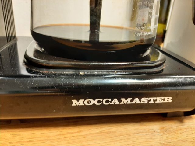 746890-4 Coffee maker & kettle - Moccamaster & Philips