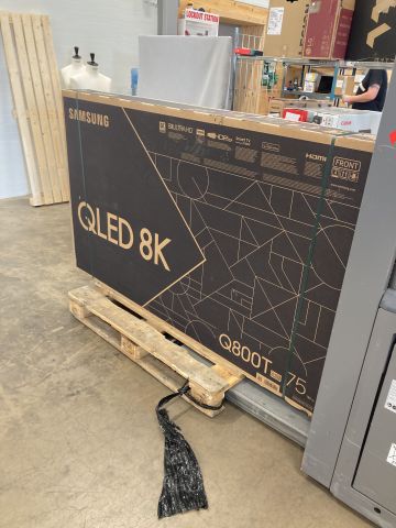 817169-2 75" 8K QLED-TV Samsung QE75Q800TATXXC