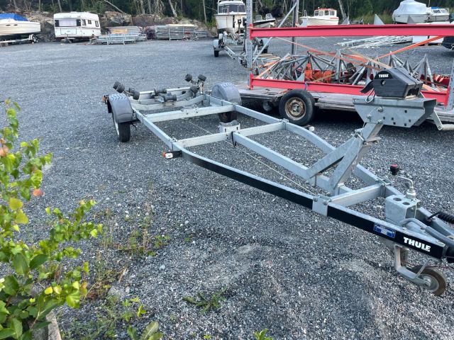 Boat trailer - Thule A05, 2014 - reg 