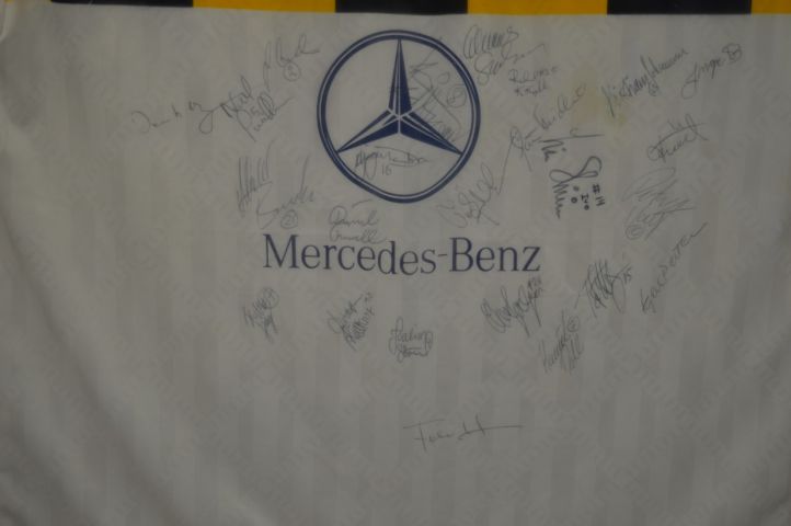 778951-3 Match shirt BK Häcken Gothia signed