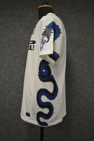 778976-2 Inter shirt Pazzini