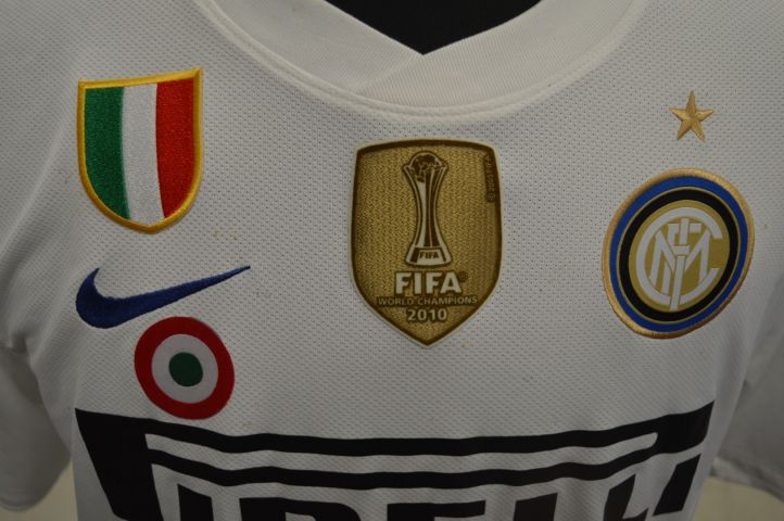 778976-6 Inter shirt Pazzini