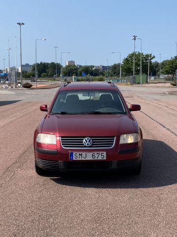 807269-2 Volkswagen Passat 1.8T, 150hp -00 (206885km)