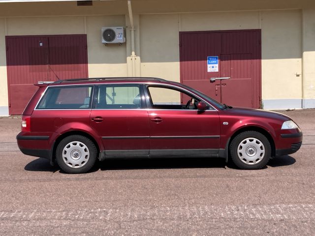 807269-4 Volkswagen Passat 1.8T, 150hp -00 (206885km)