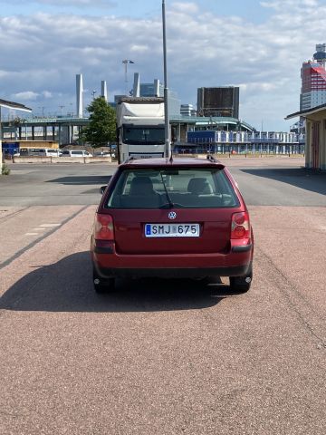 807269-6 Volkswagen Passat 1.8T, 150hp -00 (206885km)