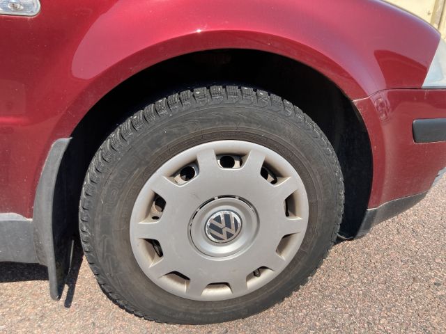 807269-10 Volkswagen Passat 1.8T, 150hp -00 (206885km)