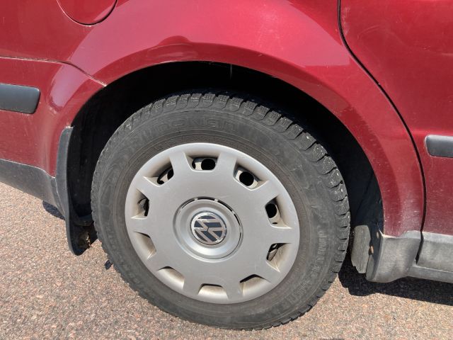 807269-11 Volkswagen Passat 1.8T, 150hp -00 (206885km)