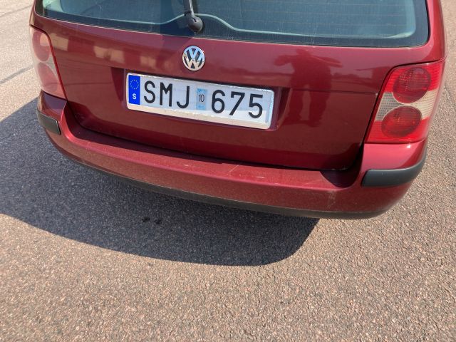 807269-19 Volkswagen Passat 1.8T, 150hp -00 (206885km)