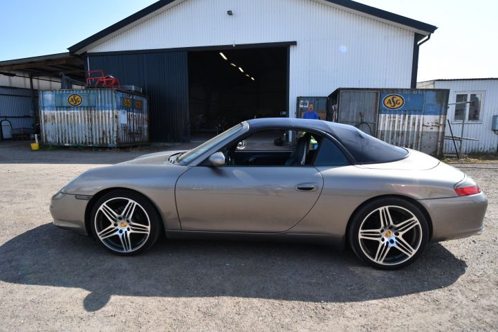 819665-5 PORSCHE 911 CARRERA, 2002, 315 hp