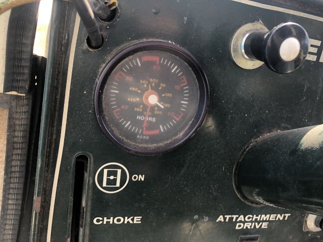 819936-13 Traktor Bolens med redskap