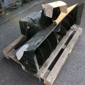 819936-22 Traktor Bolens med redskap