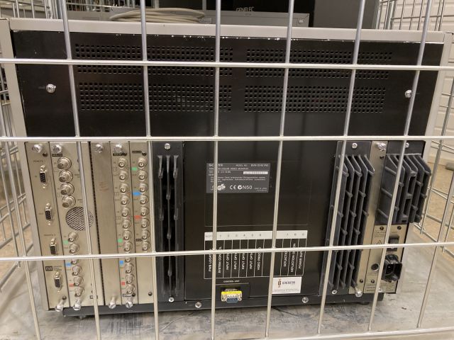 820142-3 Sony BVM-D24E1WE 24" Monitor