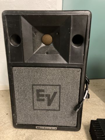 820157-2 Electrovoice S200 Speakers & Urei 6250 Amplifier