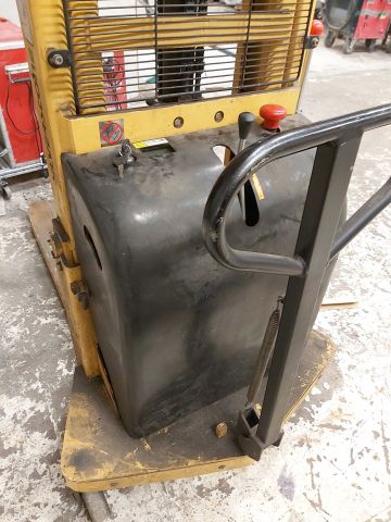 753890-13 Electric pallet truck / high lifter Silverstone