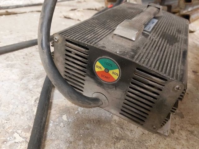 753890-17 Electric pallet truck / high lifter Silverstone