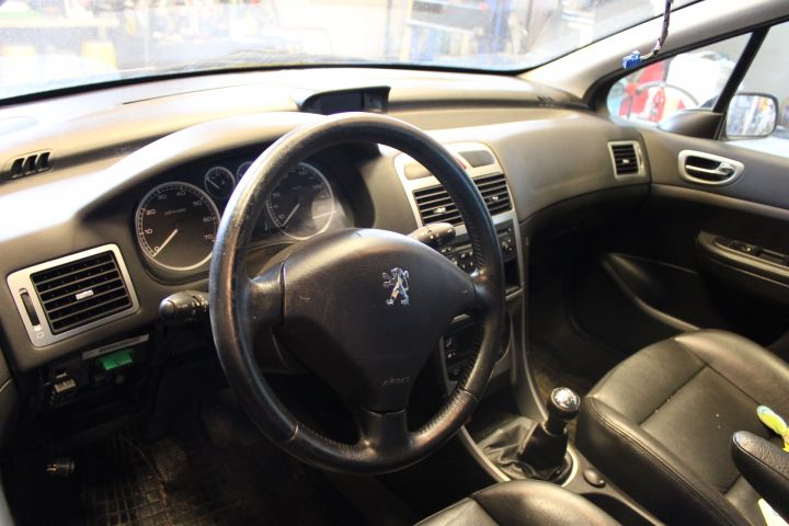 794255-21 Peugeot 307 SW 2.0 Manual, 136hp, -03 [Repair object]
