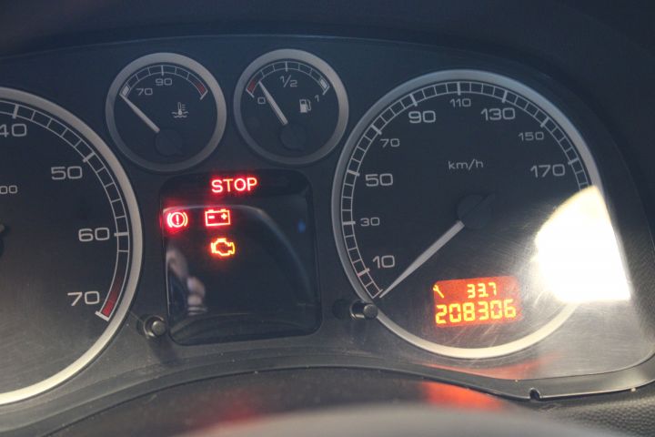 794255-22 Peugeot 307 SW 2.0 Manual, 136hp, -03 [Repair object]