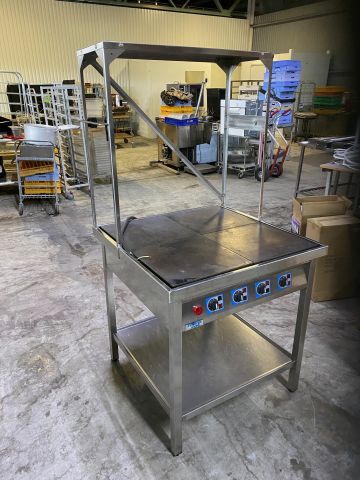 820445-1 Restaurangspis med spishylla