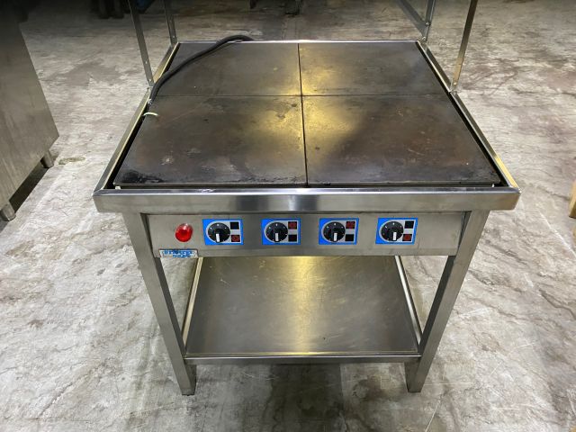 820445-3 Restaurangspis med spishylla