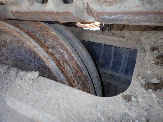 687538-21 Crawler excavator Volvo EC 220 DL -2013