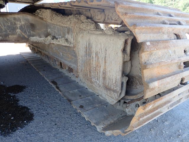 687538-23 Crawler excavator Volvo EC 220 DL -2013