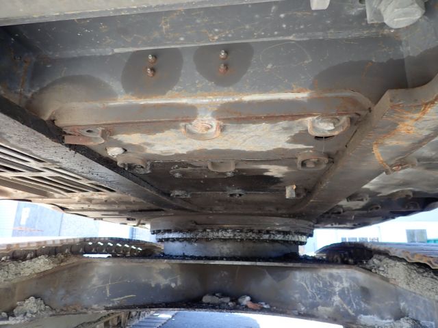 687538-25 Crawler excavator Volvo EC 220 DL -2013