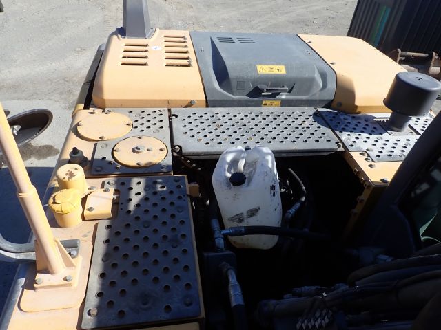 687538-41 Crawler excavator Volvo EC 220 DL -2013